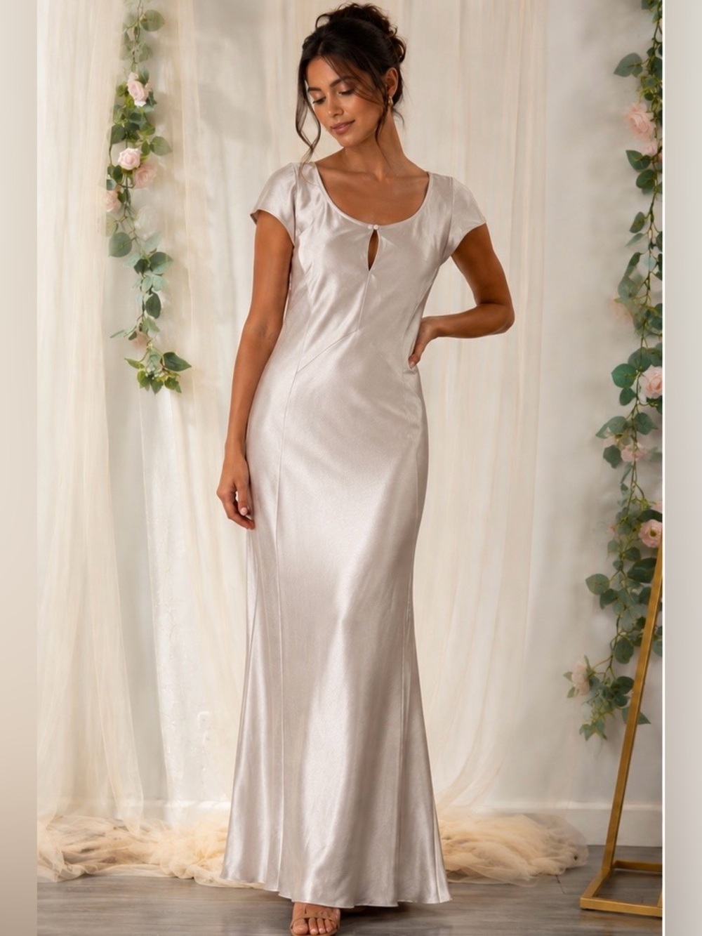 Old Navy Women's Maxi Dress in Cream